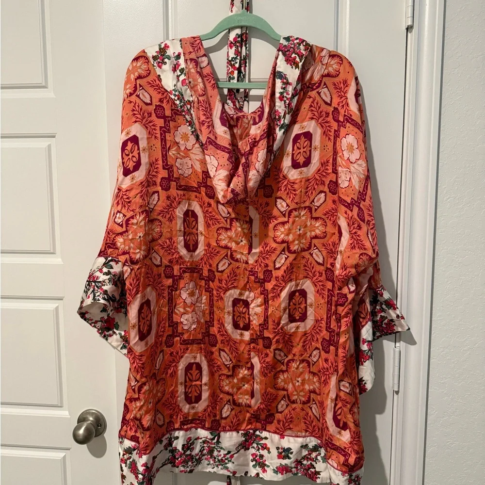 Anthropologie Orange and White Floral Kimono Robe